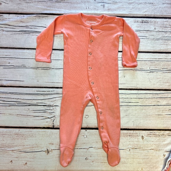 L'ovedbaby Other - L'Ovedbaby Organic Cotton Footed Pajamas - pink - VGUC Size 6-9 mo